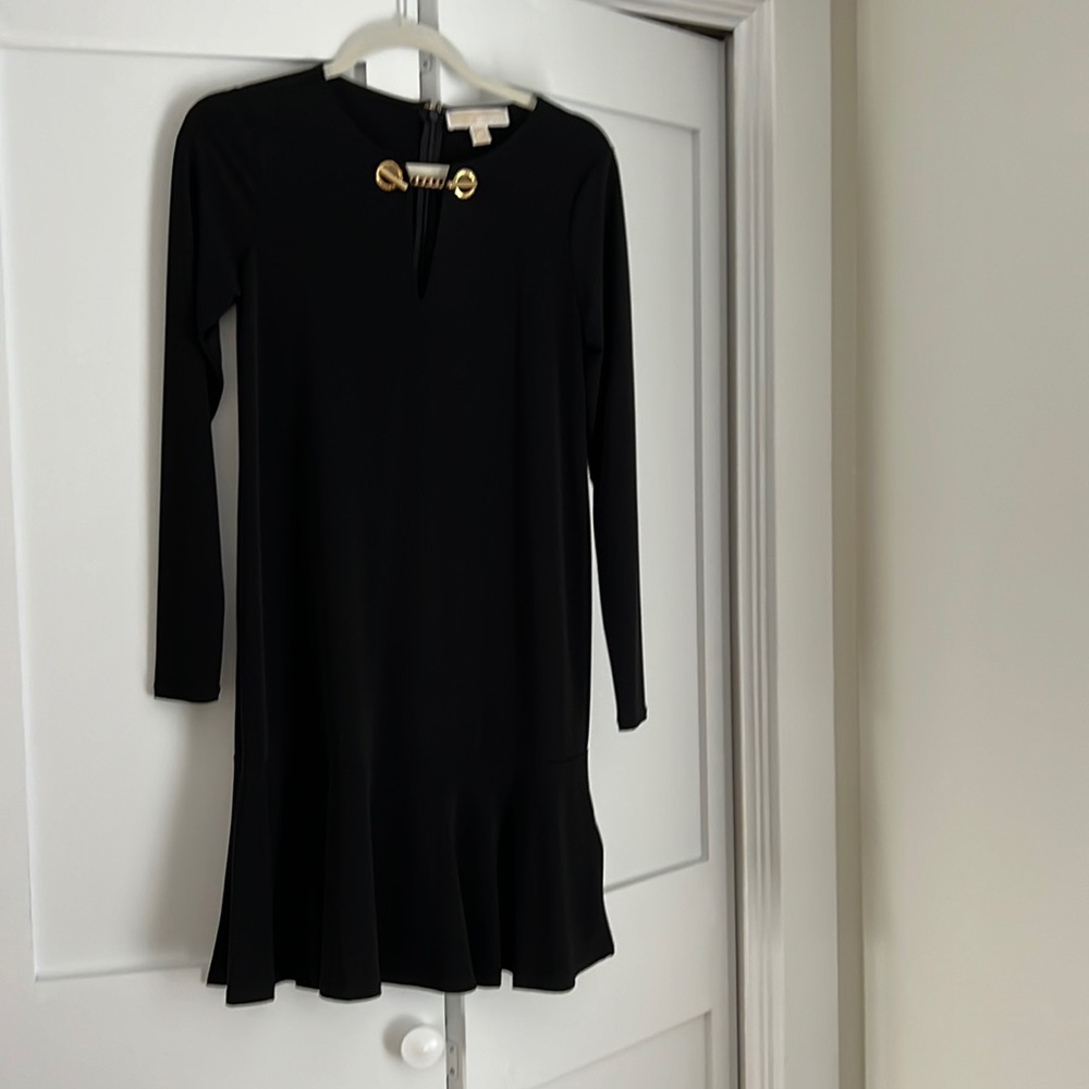EUC ‘Michael’ Michael Kors black long sleeved cocktail dress, size XS.